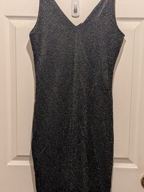 Soprano Metallic Black Sleeveless V-Neck Midi Dress